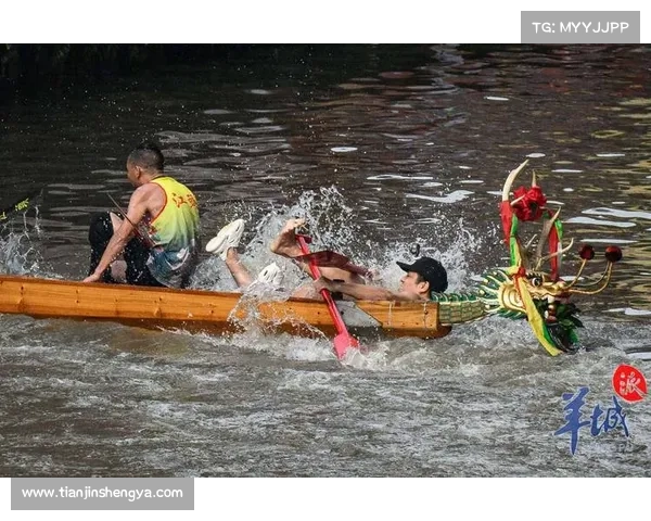 龙舟嘉年华北京通州盛大开幕 岭南传统漂移表演吸引10万观众齐聚现场 龙舟嘉年华北京通州盛大开幕 岭南传统漂移表演吸引10万观众齐聚现场